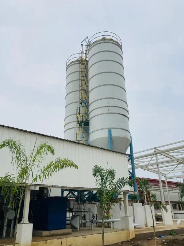 Silos and Hoppers
