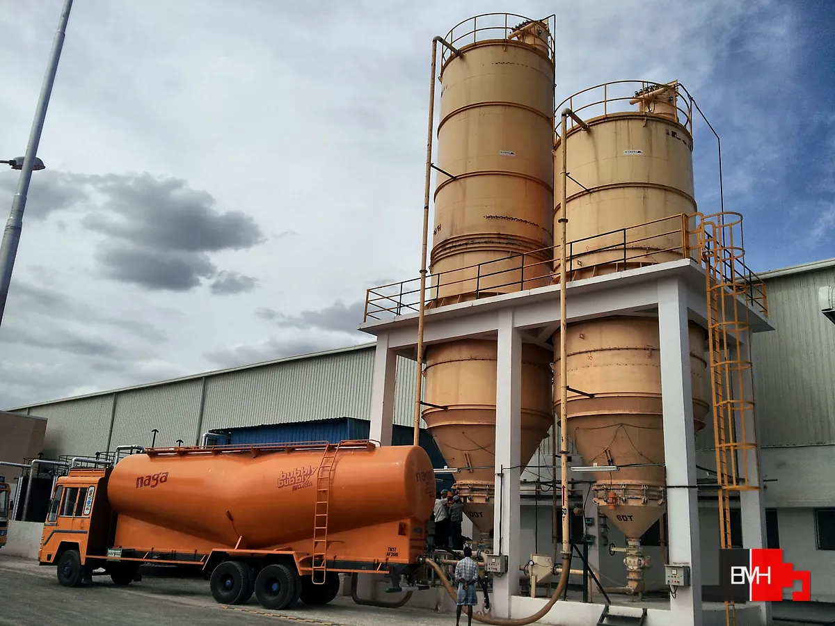 Scorpio Bulk Tanker Unloading